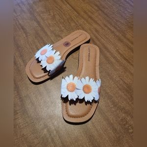 Lucky Brand sandals
